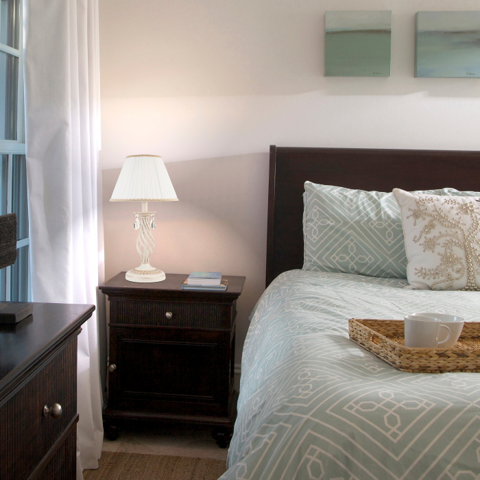 01002/1 белый с золотом_