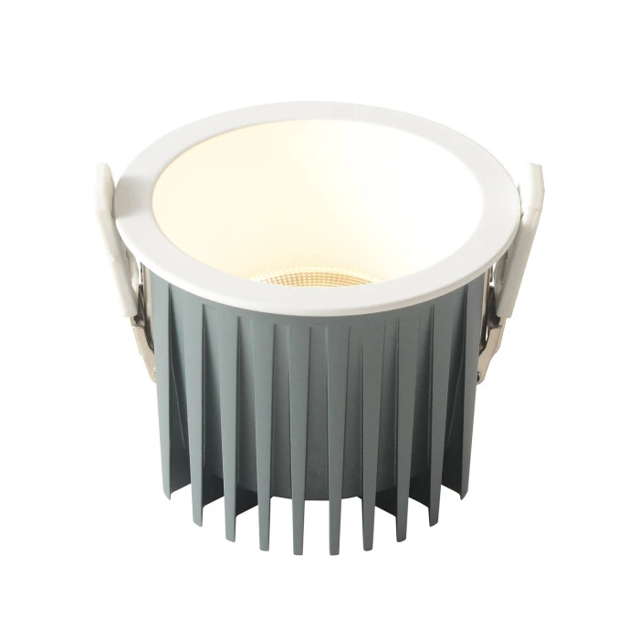 CLT 008C83 WH 3000K IP54 Crystal Lux