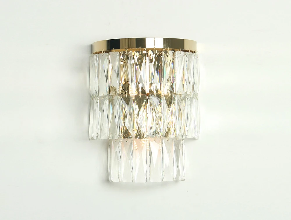 10123/A new gold Newport