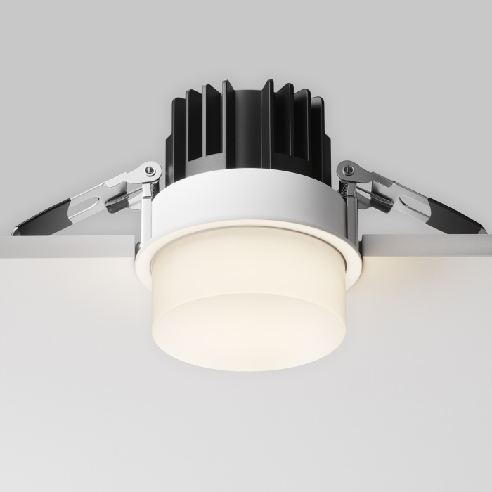 DL065-12W4K-W Maytoni