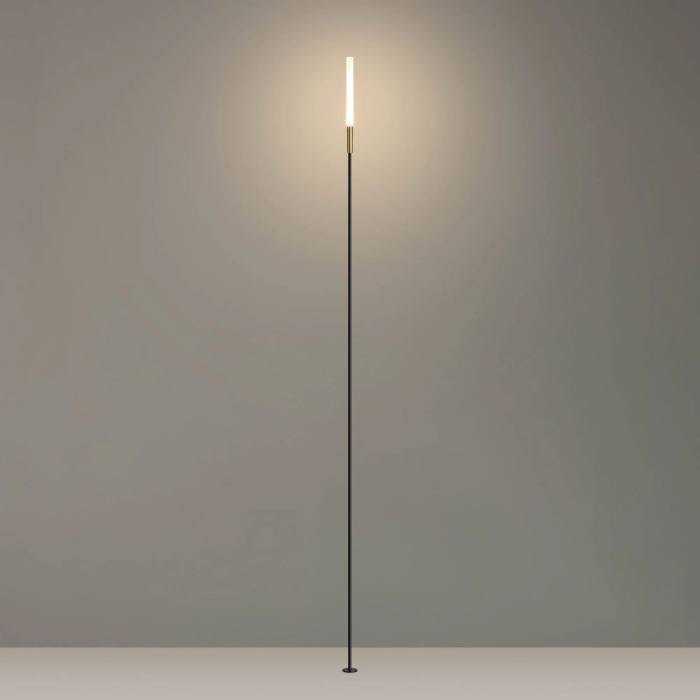 050684 Arlight