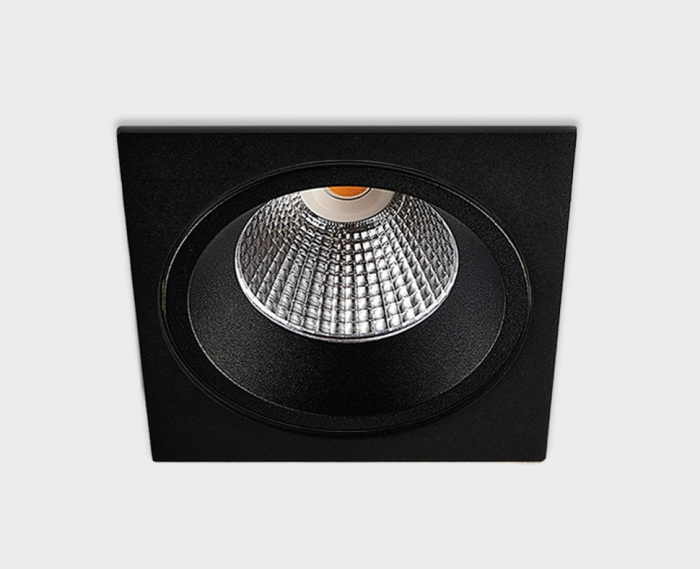 IT08-8035 black 3000K_