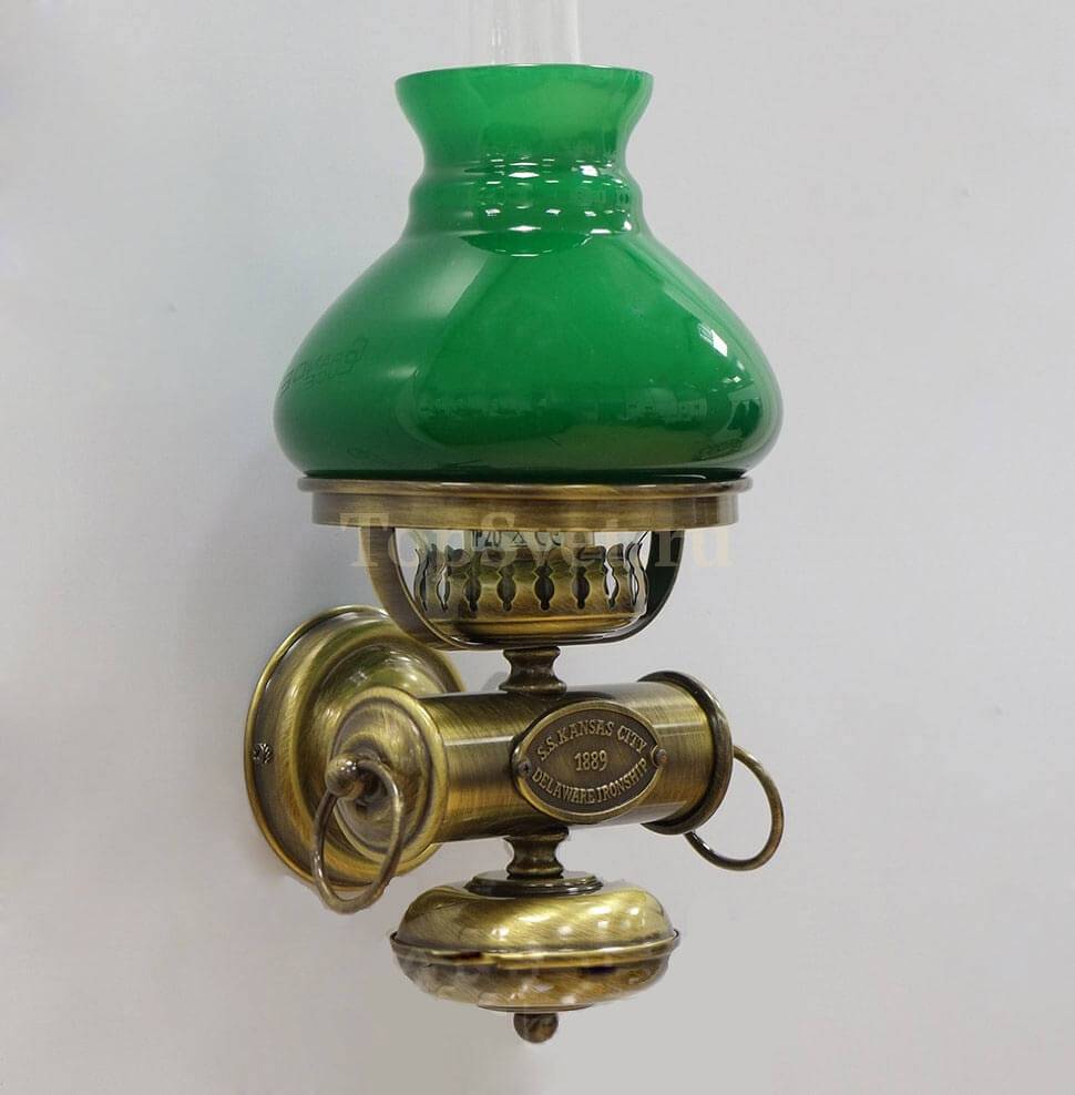 1443 A.8. Moretti Luce