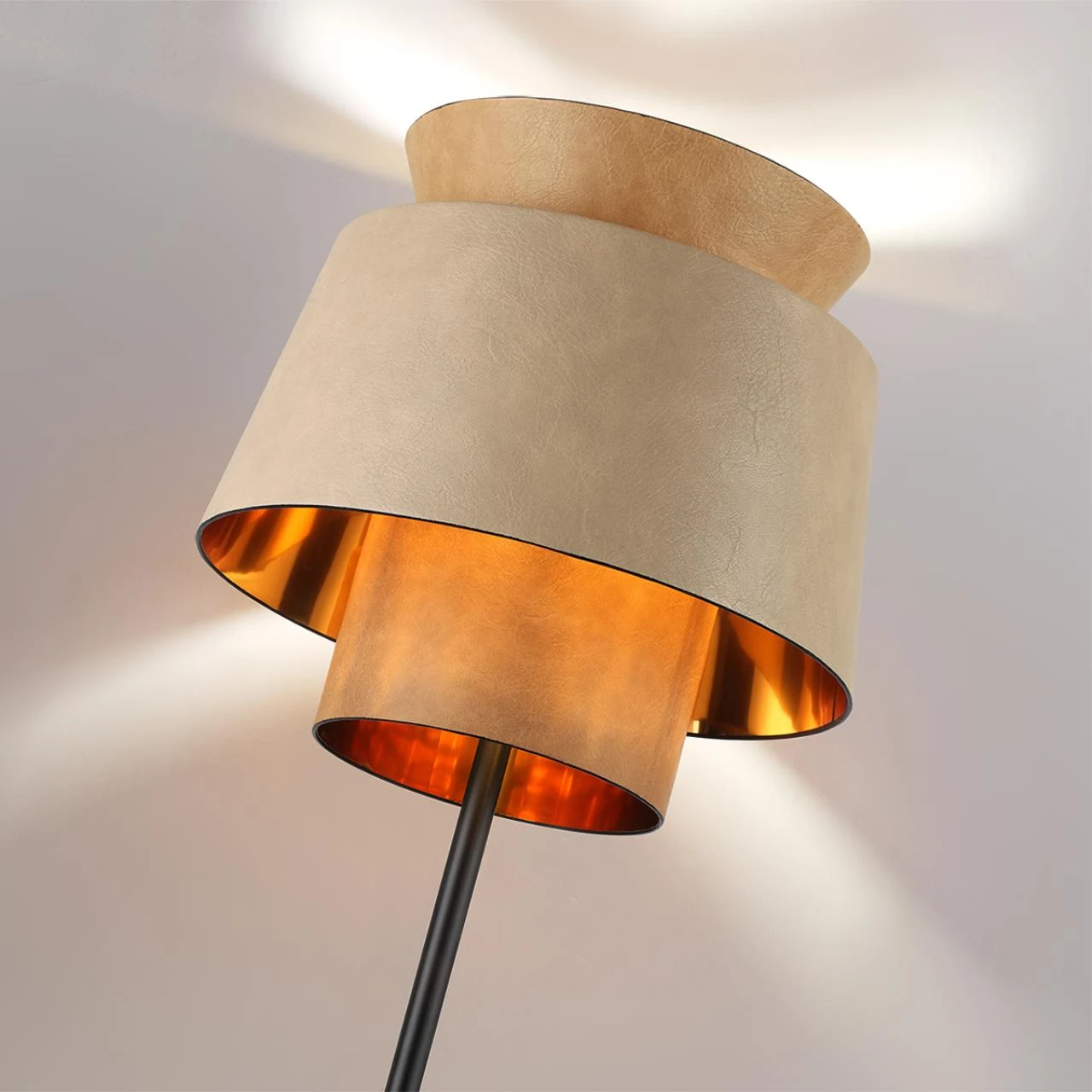 4992/1F Odeon Light