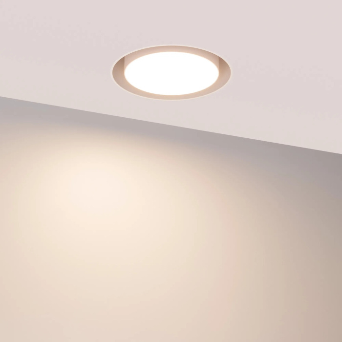 051584 Arlight