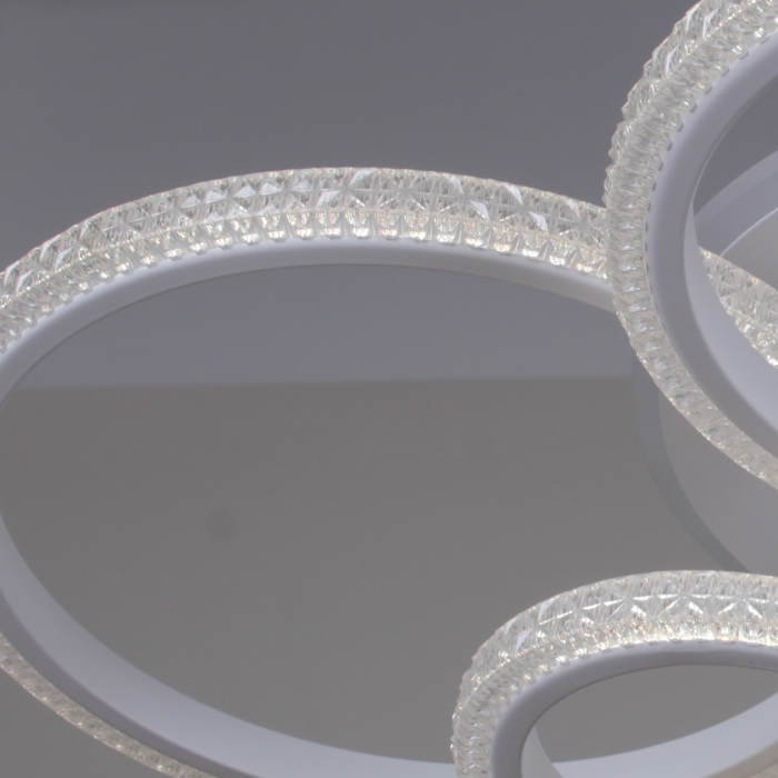 06333-0.3-06C WH (RGB)_