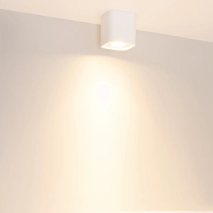 055748 Arlight