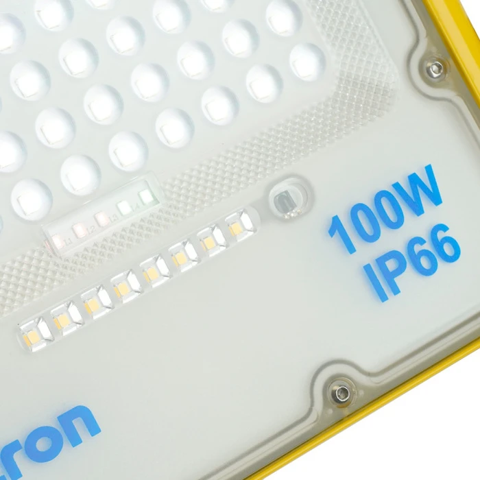 48677 Feron
